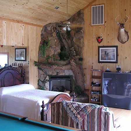 Shalom House Bed And Breakfast Tifton Eksteriør bilde